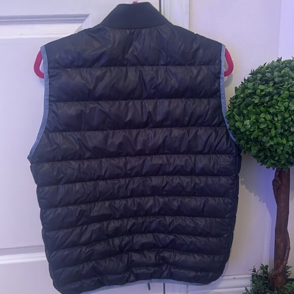 Blue and navy designer Coach zip up puffer vest with pockets😍💙 - Picture 2 of 7